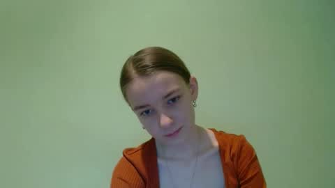 Snapshot of juli_etta chatting on December 6, 2024, 4:38 pm Julietta online show from December 6, 2024, 4:38 pm