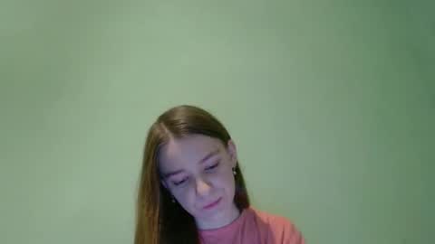 Snapshot of juli_etta chatting on December 18, 2024, 3:22 pm Julietta online show from December 18, 2024, 3:22 pm