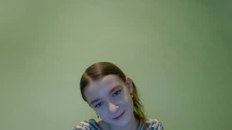 Snapshot of juli_etta chatting on January 16, 2025, 8:57 pm Julietta online show from January 16, 2025, 8:57 pm