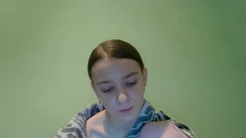 Snapshot of juli_etta chatting on January 18, 2025, 7:48 pm Julietta online show from January 18, 2025, 7:48 pm