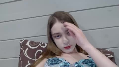 Snapshot of juli_etta chatting on March 3, 2025, 6:55 pm Julietta online show from March 3, 2025, 6:55 pm