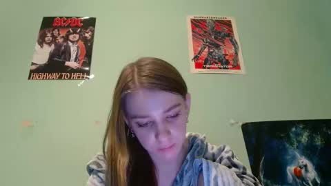 Snapshot of juli_etta chatting on March 8, 2025, 7:53 pm Julietta online show from March 8, 2025, 7:53 pm