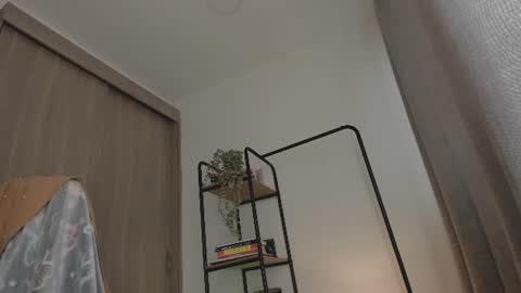Snapshot of juli_hairy chatting on August 4, 2026, 3:36 pm Juli Modelo Independiente online show from August 4, 2026, 3:36 pm