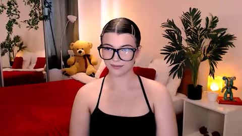 Snapshot of julia485262 chatting on June 3, 2026, 1:46 pm julia485262 online show from June 3, 2026, 1:46 pm