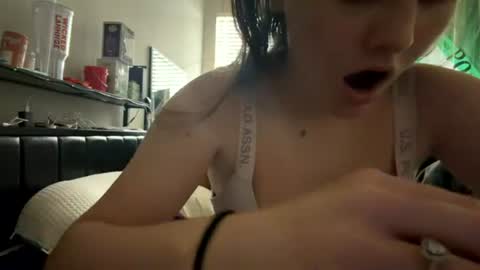 julia4_thewin online show from July 10, 2026, 5:48 pm