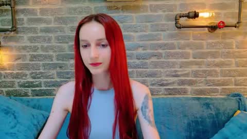 JuliaJae online show from July 8, 2026, 5:56 am