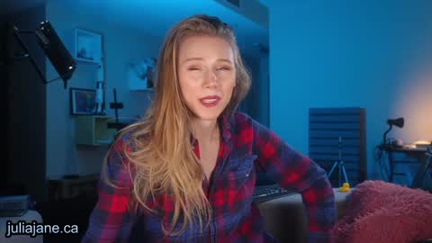 Julia Jane online show from January 5, 2025, 2:38 am