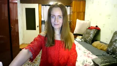 juliaa_foxi online show from April 18, 2026, 7:58 pm