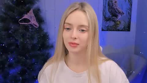 Snapshot of juliabrewwer chatting on December 19, 2025, 2:46 pm Julia online show from December 19, 2025, 2:46 pm