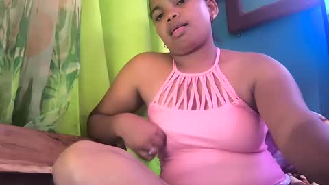 Snapshot of juliah02 chatting on February 2, 2025, 9:19 am juliah02 online show from February 2, 2025, 9:19 am