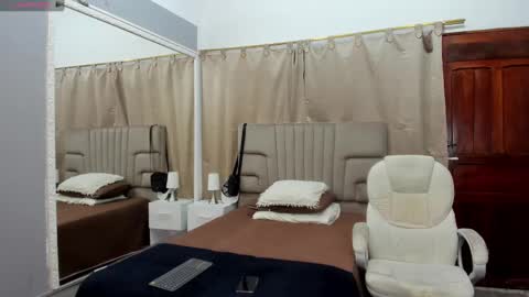 Snapshot of julian_billy chatting on February 5, 2025, 11:34 am julian billy online show from February 5, 2025, 11:34 am