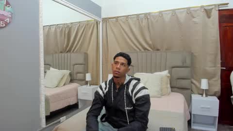 Snapshot of julian_billy chatting on February 23, 2025, 11:33 am julian billy online show from February 23, 2025, 11:33 am