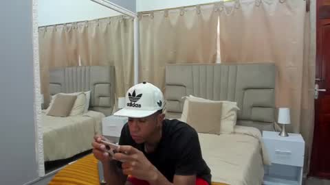 Snapshot of julian_billy chatting on March 9, 2025, 5:39 pm julian billy online show from March 9, 2025, 5:39 pm