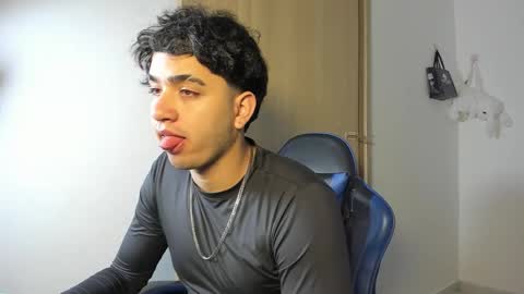 Snapshot of julian_billy chatting on November 11, 2025, 5:40 am julian billy online show from November 11, 2025, 5:40 am