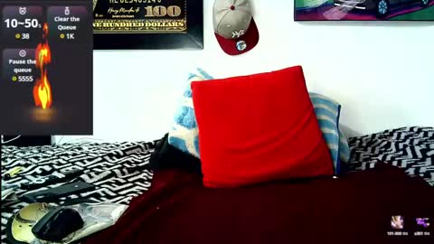 Snapshot of julian_tattoo chatting on February 27, 2025, 7:23 am Julian independent model online show from February 27, 2025, 7:23 am