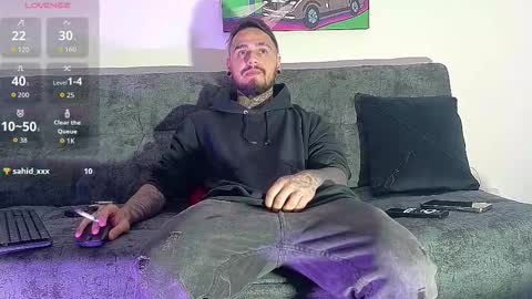 Julian independent model online show from February 10, 2026, 10:47 pm