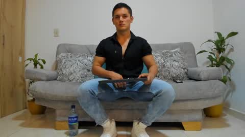 Snapshot of julian_wallace chatting on December 11, 2024, 10:49 pm julian_wallace online show from December 11, 2024, 10:49 pm