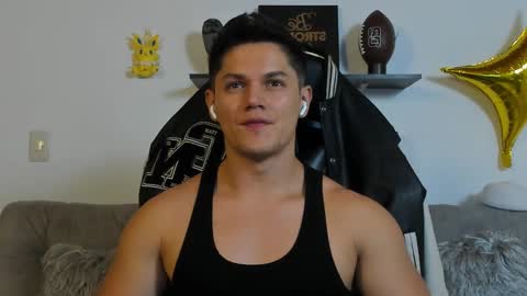 Snapshot of julian_wallace chatting on October 10, 2025, 8:46 am julian_wallace online show from October 10, 2025, 8:46 am