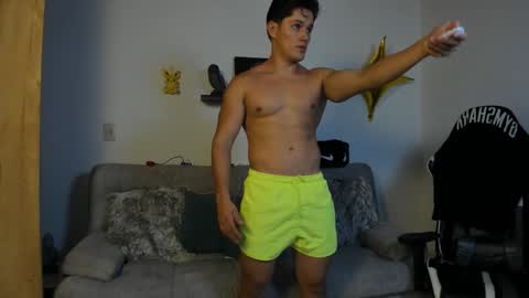 Snapshot of julian_wallace chatting on January 13, 2026, 11:10 pm julian_wallace online show from January 13, 2026, 11:10 pm