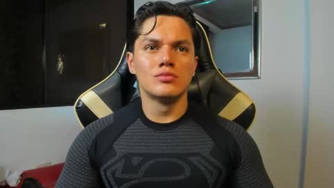 Snapshot of julian_wallace chatting on February 27, 2026, 11:27 pm julian_wallace online show from February 27, 2026, 11:27 pm