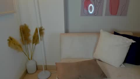 Snapshot of julianagreyx chatting on March 6, 2025, 1:58 am Juli online show from March 6, 2025, 1:58 am