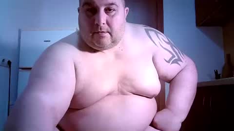 Snapshot of julianoparno chatting on May 4, 2026, 1:12 am Juliano online show from May 4, 2026, 1:12 am