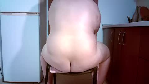 Snapshot of julianoparno chatting on May 17, 2026, 1:36 am Juliano online show from May 17, 2026, 1:36 am