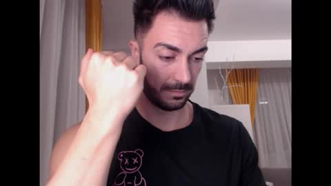 JulianRoyce online show from November 15, 2025, 10:15 pm