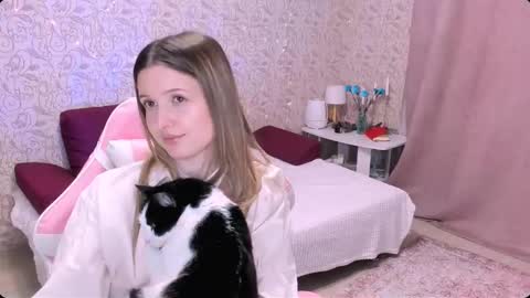 Julie online show from December 5, 2024, 5:39 pm