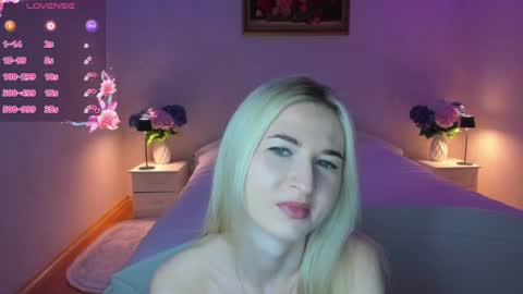 julieblazex online show from June 17, 2026, 8:21 pm