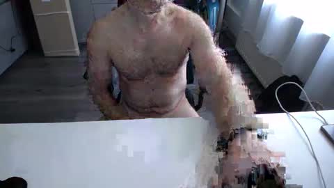 Snapshot of julienneedyou chatting on November 12, 2025, 9:53 am julienneedyou online show from November 12, 2025, 9:53 am