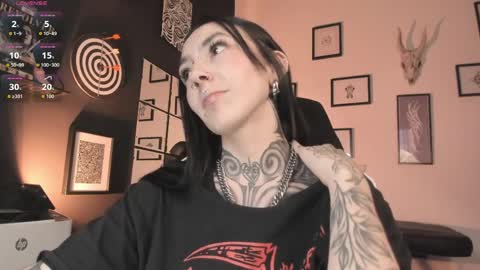 juliet_sourire online show from April 9, 2026, 10:48 pm