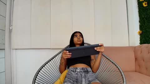 Snapshot of julieta_aguilar chatting on December 29, 2024, 7:32 pm Juli online show from December 29, 2024, 7:32 pm