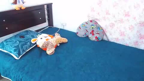 julieta art1 online show from December 30, 2024, 8:25 pm