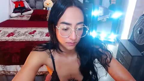 julieta art1 online show from March 3, 2025, 12:59 am