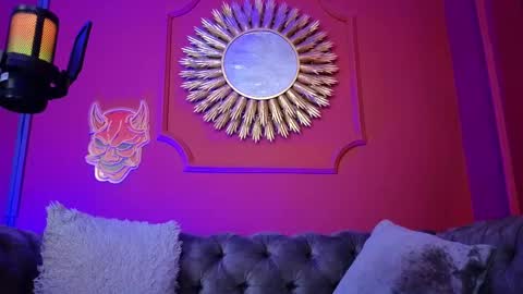  Julieta  online show from February 18, 2026, 12:12 pm