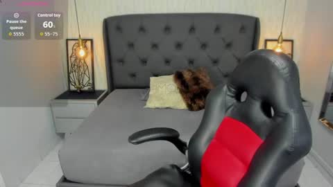 Snapshot of julietabonet chatting on June 25, 2026, 12:31 pm JULI online show from June 25, 2026, 12:31 pm