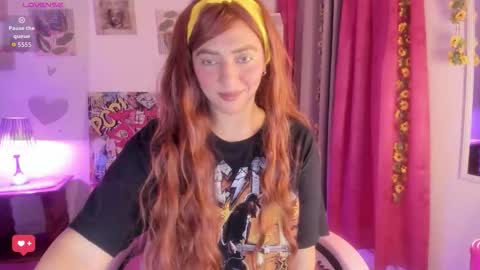 Snapshot of julietacollins_ chatting on December 1, 2025, 1:54 am Juliet online show from December 1, 2025, 1:54 am