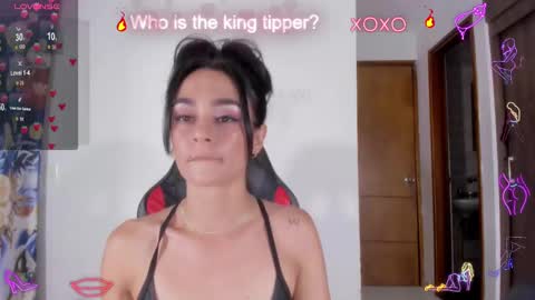 Snapshot of julietaserafelle chatting on January 15, 2025, 5:50 am serafelle online show from January 15, 2025, 5:50 am