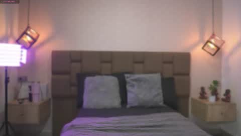 Snapshot of julieth_rojas chatting on June 14, 2026, 4:36 am julieth_rojas online show from June 14, 2026, 4:36 am