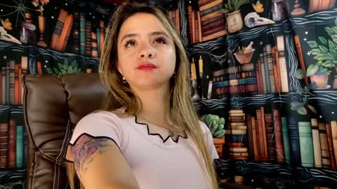 Julietta Jackson online show from January 23, 2025, 3:05 am