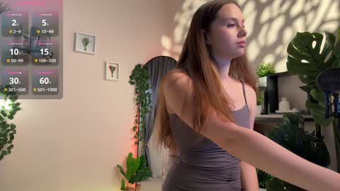 Snapshot of juliette_junson chatting on February 5, 2025, 12:38 pm Julie online show from February 5, 2025, 12:38 pm