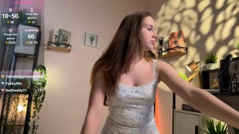 Snapshot of juliette_junson chatting on March 5, 2025, 4:02 pm Julie online show from March 5, 2025, 4:02 pm