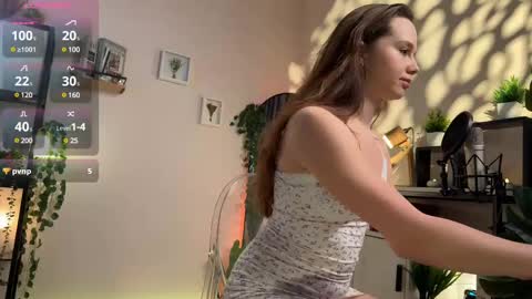 Snapshot of juliette_junson chatting on March 7, 2025, 5:40 am Julie online show from March 7, 2025, 5:40 am