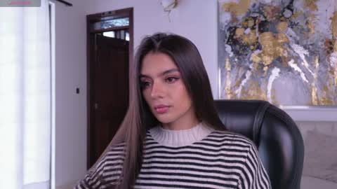 Snapshot of juliettemoreaux chatting on May 30, 2026, 7:00 pm Juliette Moreau online show from May 30, 2026, 7:00 pm