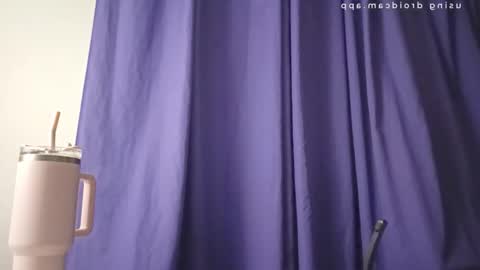 julietxxx03 online show from June 3, 2026, 2:36 am