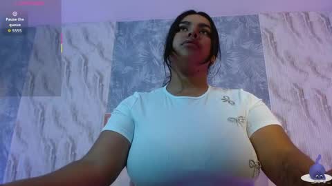juliieta_tay online show from June 3, 2026, 3:42 am
