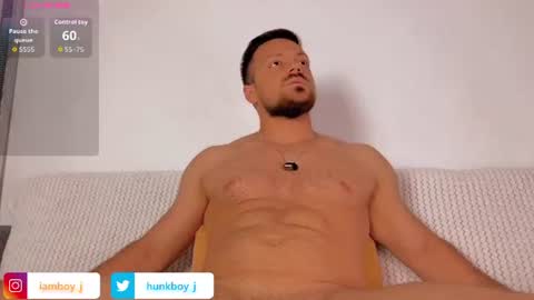 Snapshot of julio_fitxxx chatting on June 19, 2026, 5:50 pm Ask me online show from June 19, 2026, 5:50 pm