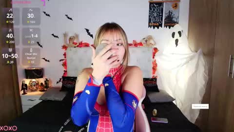 Snapshot of jullianapriv_ chatting on October 6, 2025, 2:25 pm jullianapriv_ online show from October 6, 2025, 2:25 pm