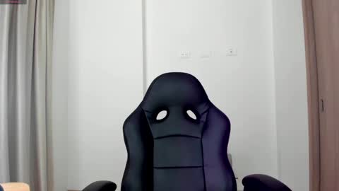 july_correa online show from September 20, 2025, 11:06 pm